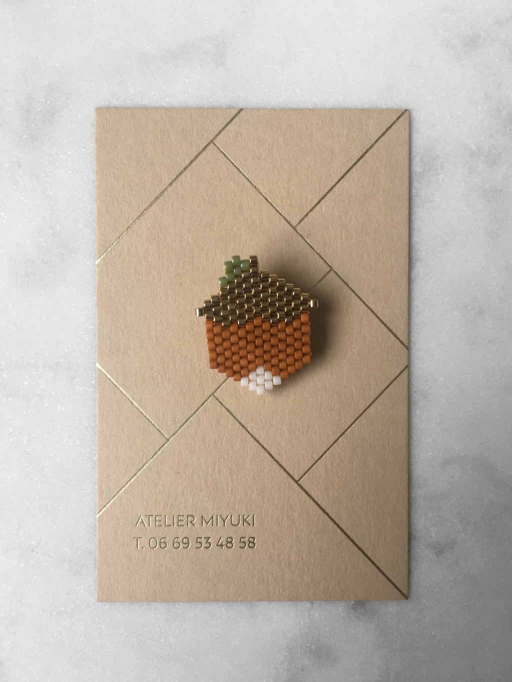 Broche Noisette