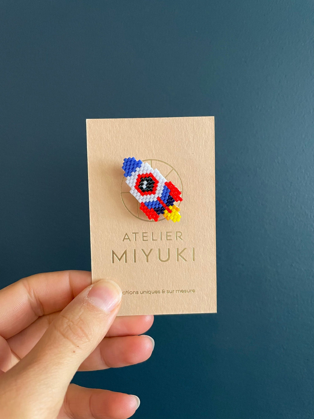 Broche fusée
