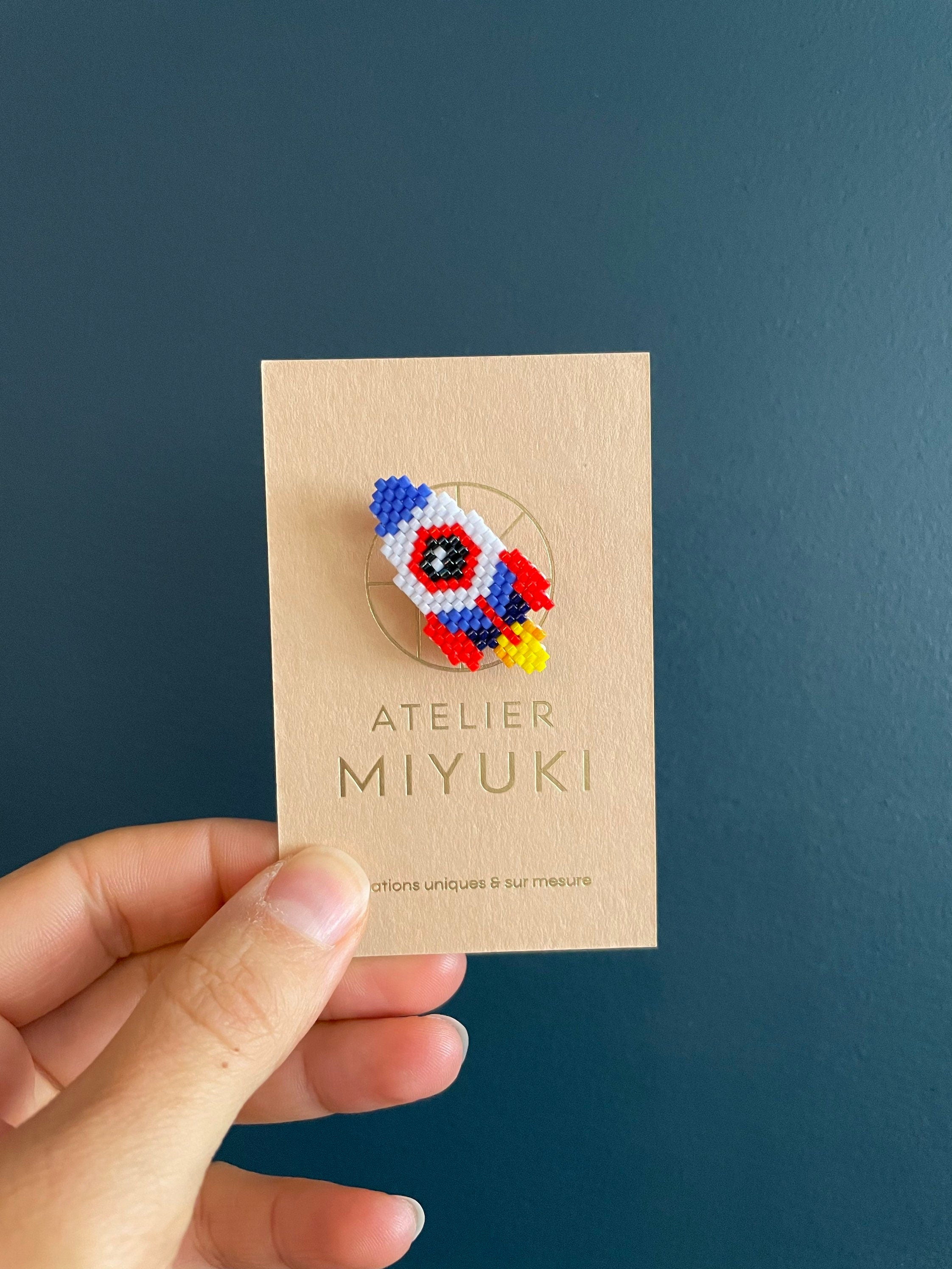Broche fusée