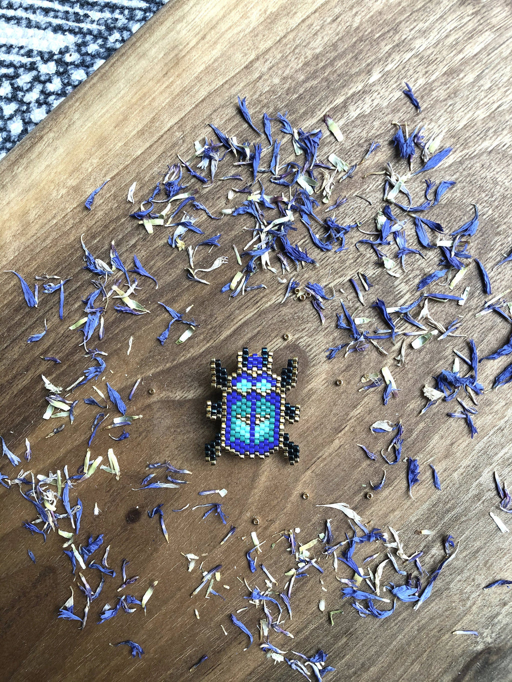 Broche Scarabée Bleu